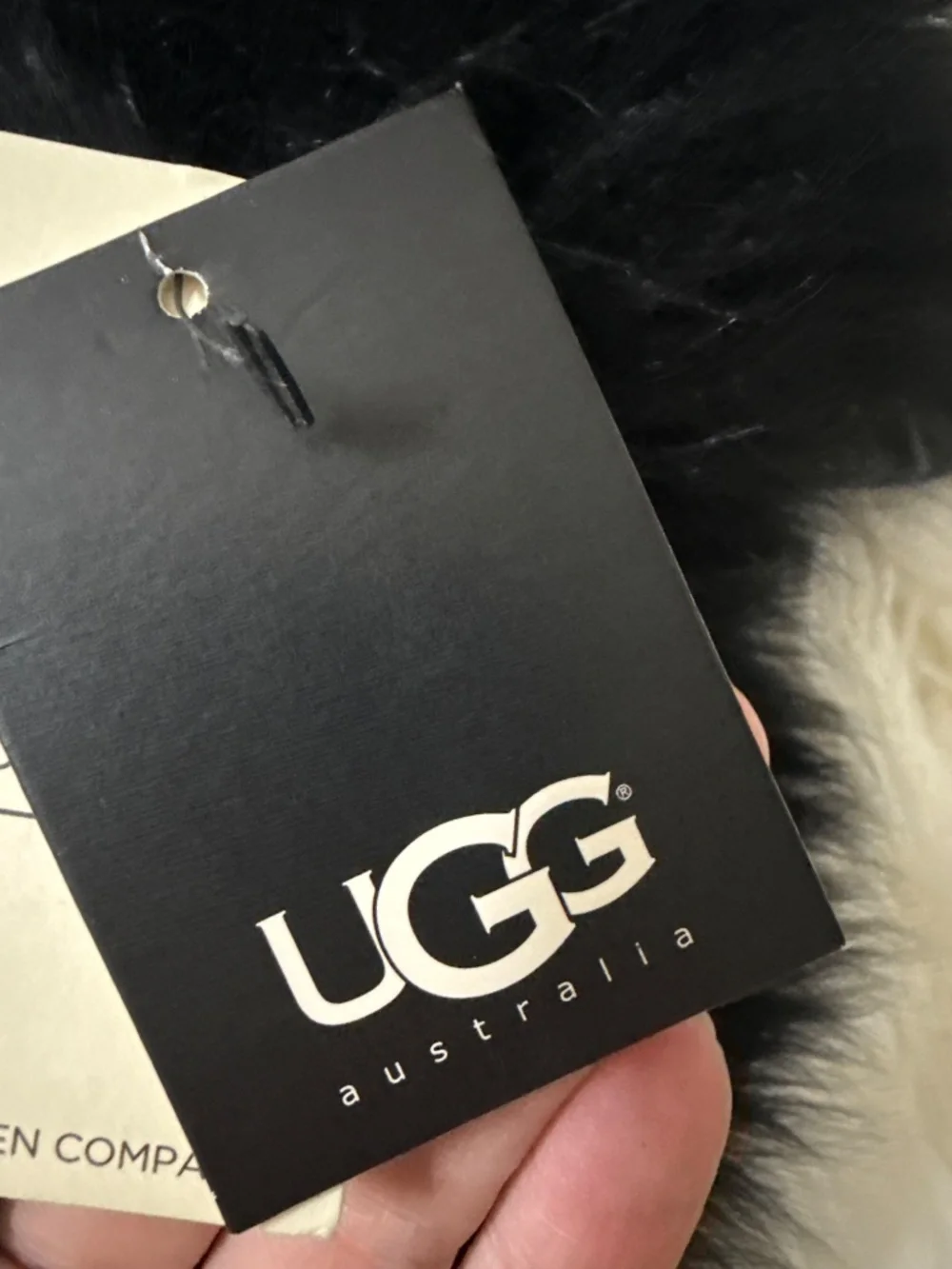 Gloves UGG NWT